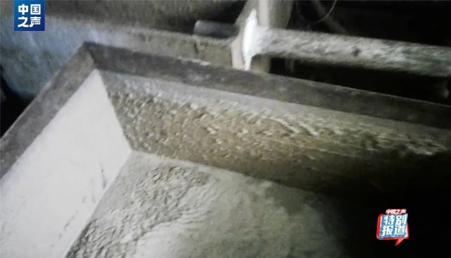 自走式翻堆机提高了环保准入门槛(图1)